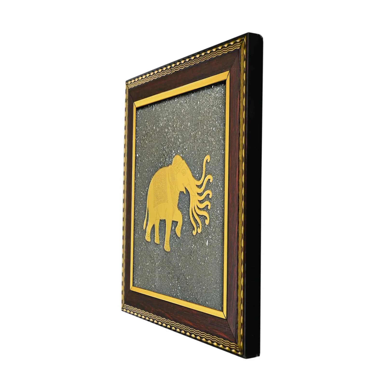 7 Trunk Elephant